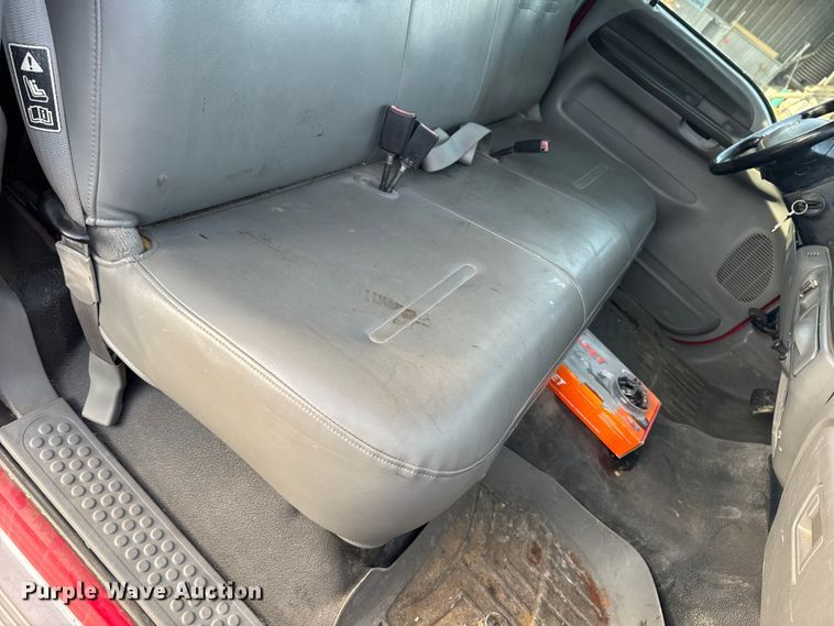 image for item EA2209 2003 Ford F350 Super Duty XL utility bed pickup truck