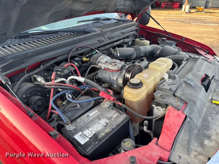 image for item EA2209 2003 Ford F350 Super Duty XL utility bed pickup truck