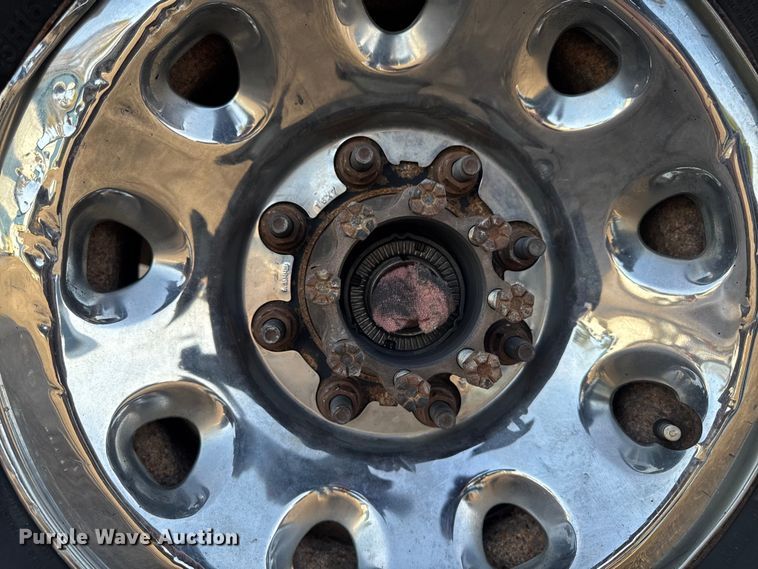 image for item EA2209 2003 Ford F350 Super Duty XL utility bed pickup truck