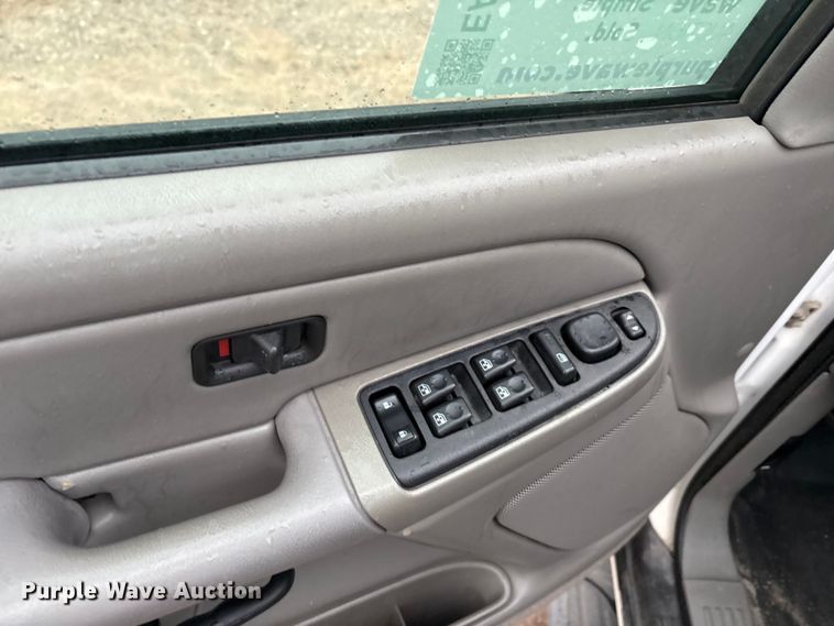 image for item EA7652 2005 Chevrolet Tahoe SUV