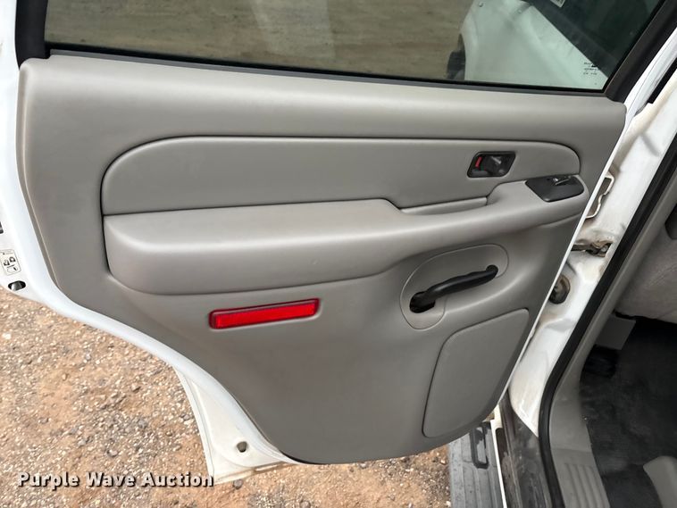 image for item EA7652 2005 Chevrolet Tahoe SUV