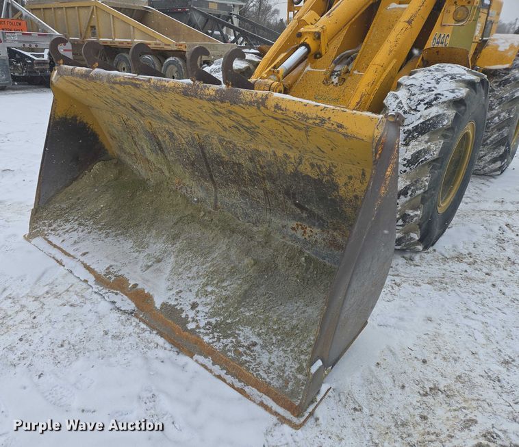 image for item EB1204 1982 John Deere 644C wheel loader