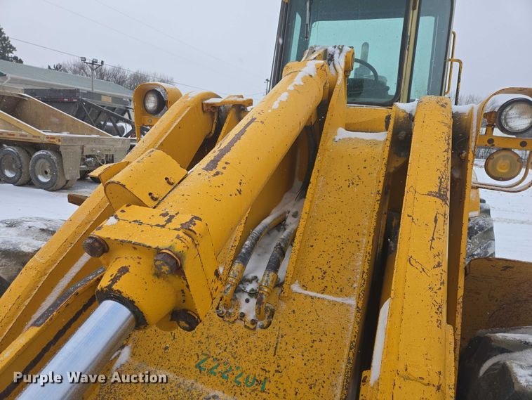 image for item EB1204 1982 John Deere 644C wheel loader