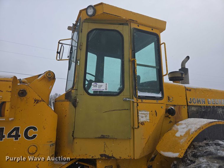 image for item EB1204 1982 John Deere 644C wheel loader