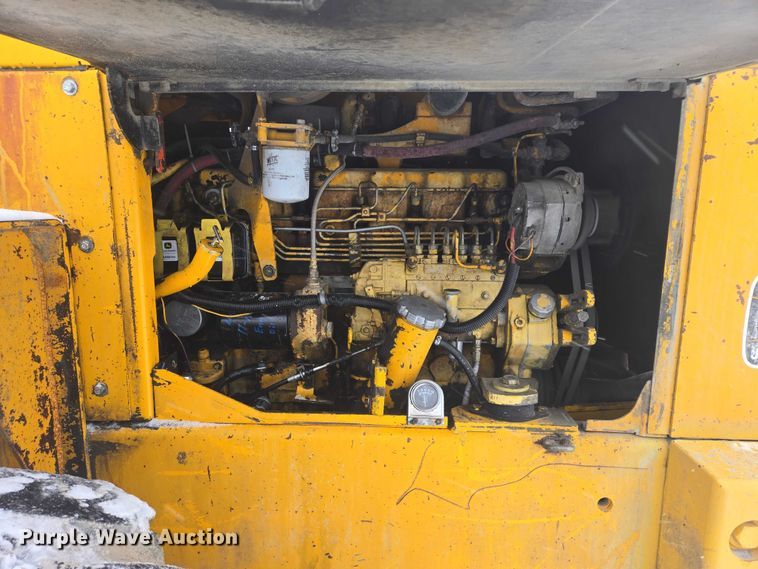 image for item EB1204 1982 John Deere 644C wheel loader