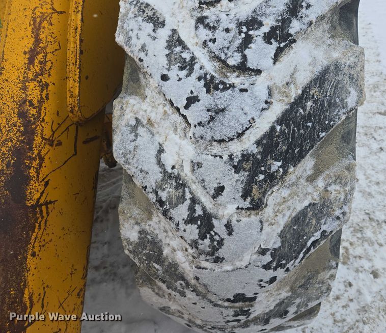 image for item EB1204 1982 John Deere 644C wheel loader