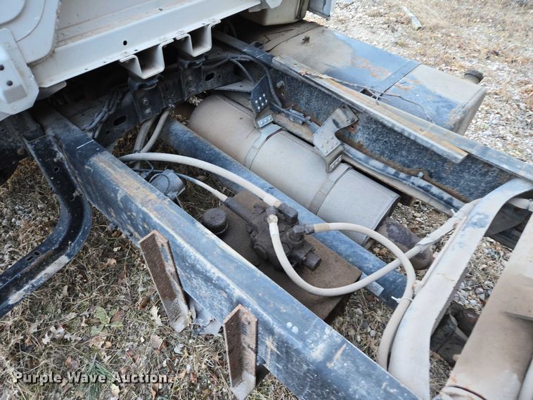 image for item EB1208 1999 Freightliner FL60 dump truck