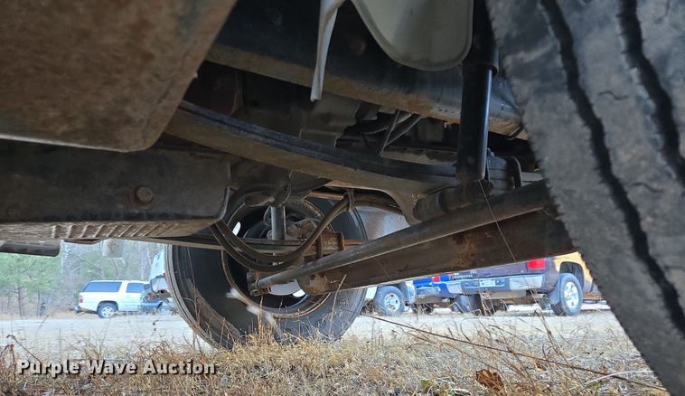 image for item EB1208 1999 Freightliner FL60 dump truck