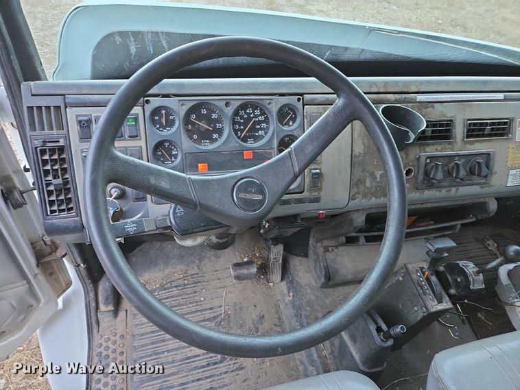 image for item EB1208 1999 Freightliner FL60 dump truck