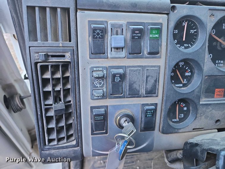 image for item EB1208 1999 Freightliner FL60 dump truck