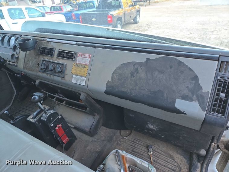 image for item EB1208 1999 Freightliner FL60 dump truck