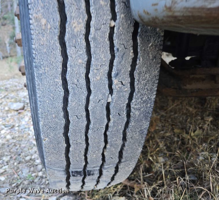 image for item EB1208 1999 Freightliner FL60 dump truck