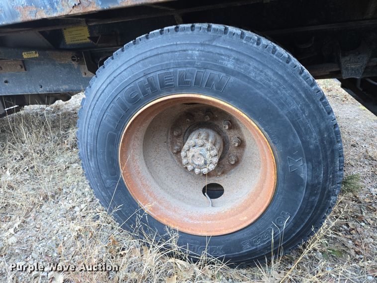 image for item EB1208 1999 Freightliner FL60 dump truck