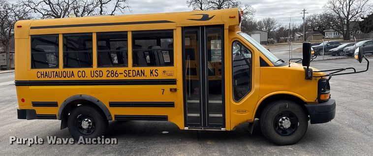 image for item EC4517 2012 Chevrolet Express school bus