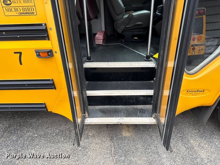 image for item EC4517 2012 Chevrolet Express school bus