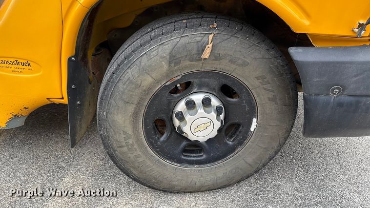 image for item EC4517 2012 Chevrolet Express school bus