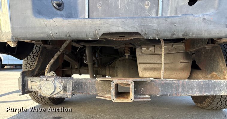 image for item EC8072 2009 Ford F250 Super Duty dump bed pickup truck