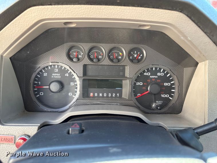 image for item EC8072 2009 Ford F250 Super Duty dump bed pickup truck