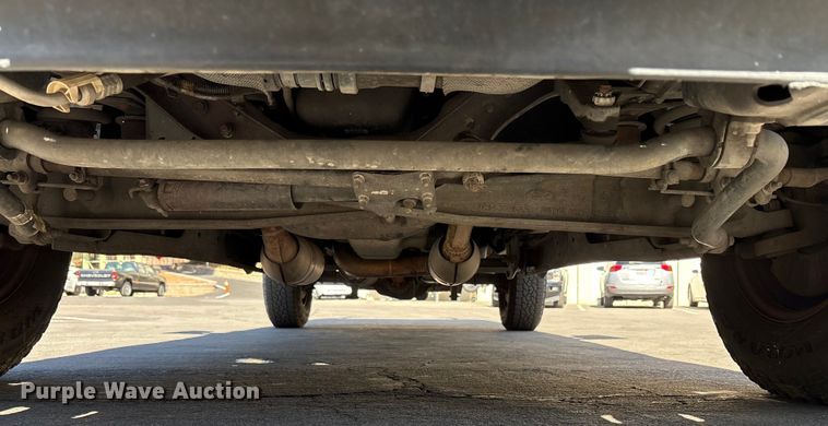 image for item EC8072 2009 Ford F250 Super Duty dump bed pickup truck