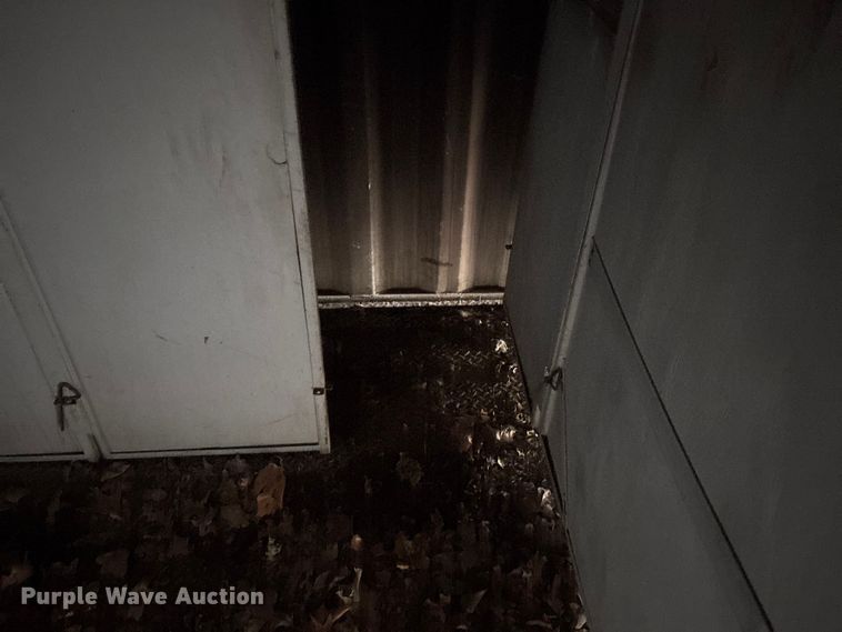 image for item ED2454  Shipping container 