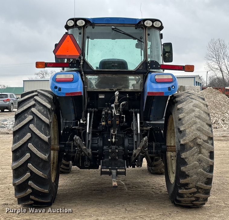 image for item ED2459 2015 New Holland TS6.120 MFWD tractor