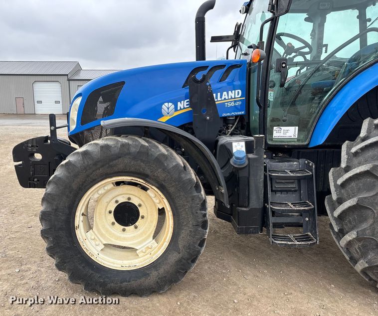 image for item ED2459 2015 New Holland TS6.120 MFWD tractor