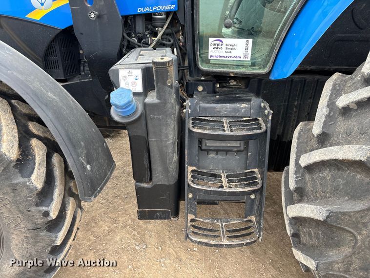 image for item ED2459 2015 New Holland TS6.120 MFWD tractor