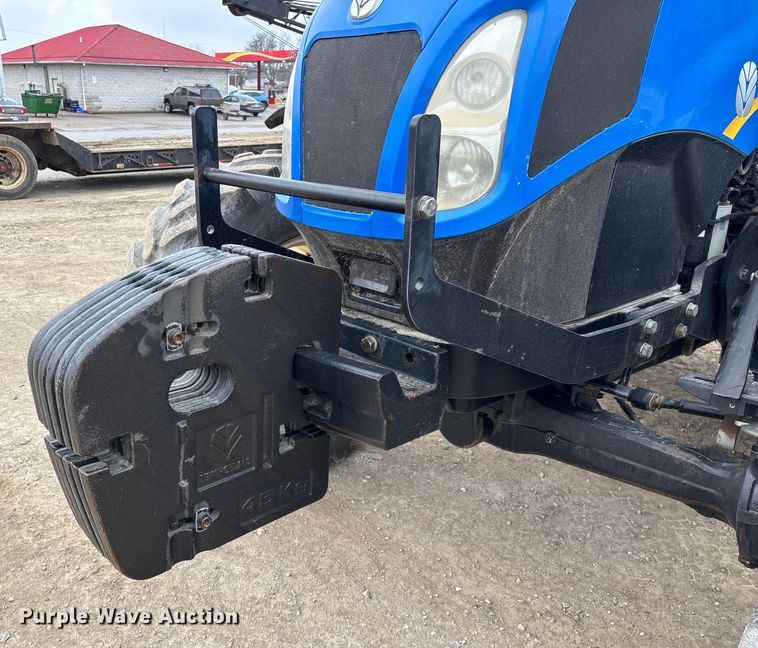 image for item ED2459 2015 New Holland TS6.120 MFWD tractor