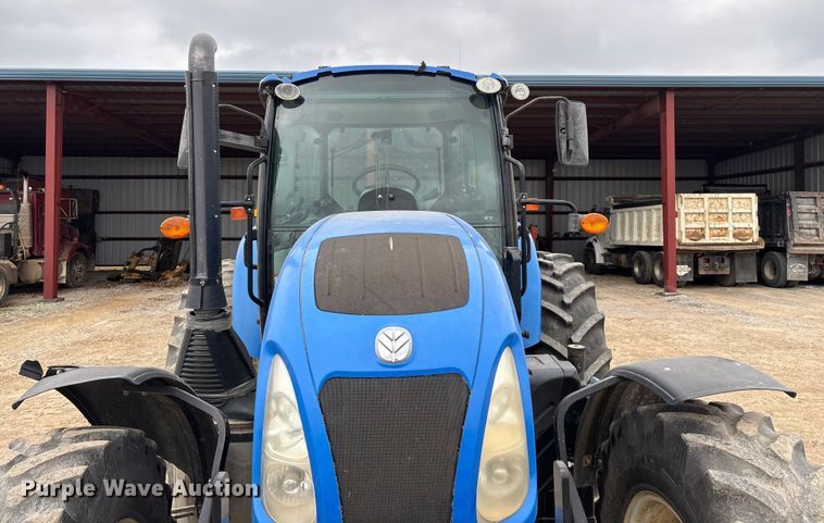 image for item ED2459 2015 New Holland TS6.120 MFWD tractor