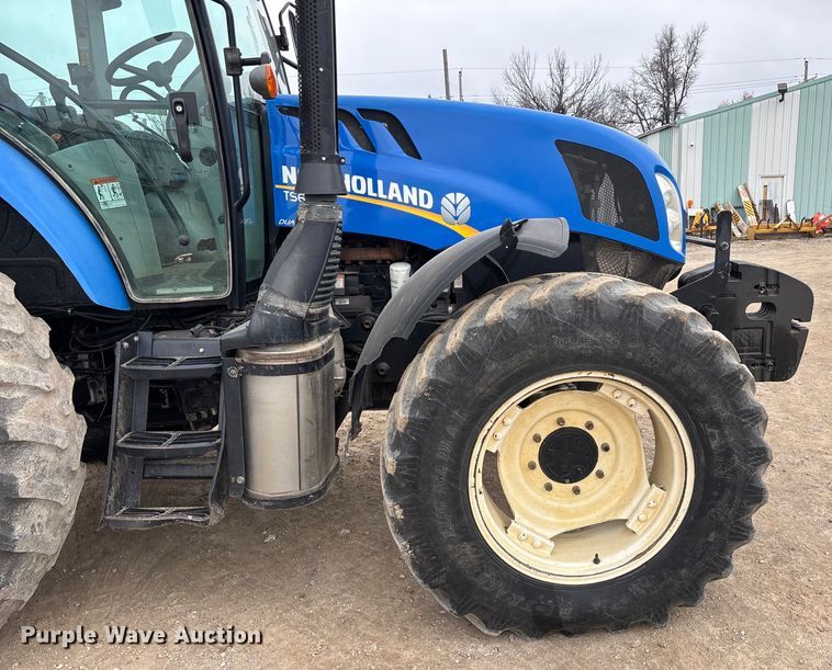 image for item ED2459 2015 New Holland TS6.120 MFWD tractor