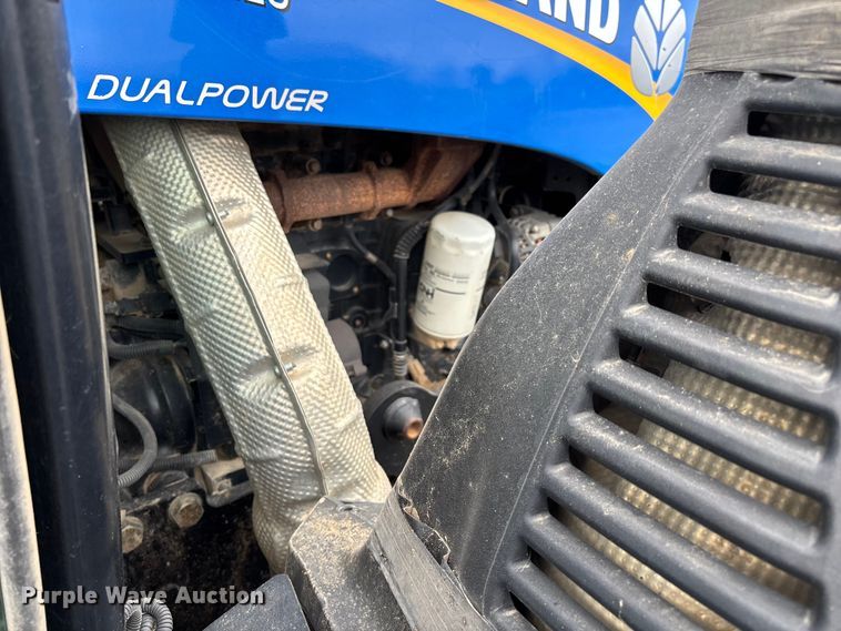 image for item ED2459 2015 New Holland TS6.120 MFWD tractor