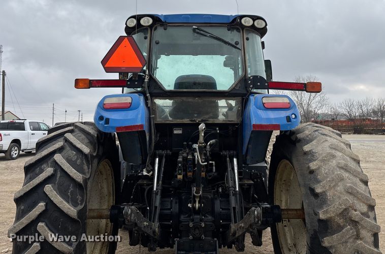 image for item ED2459 2015 New Holland TS6.120 MFWD tractor