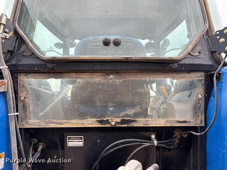 image for item ED2459 2015 New Holland TS6.120 MFWD tractor