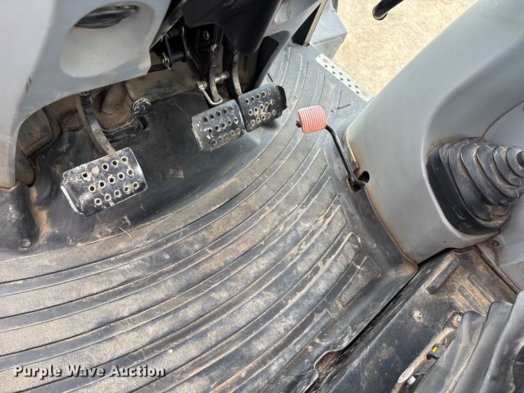 image for item ED2459 2015 New Holland TS6.120 MFWD tractor