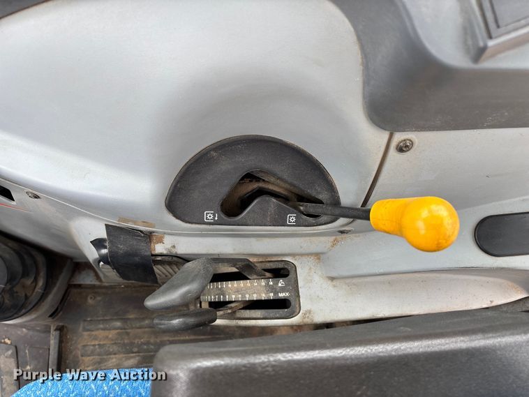 image for item ED2459 2015 New Holland TS6.120 MFWD tractor