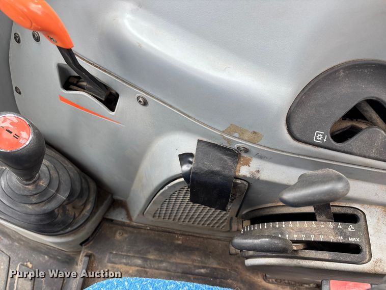 image for item ED2459 2015 New Holland TS6.120 MFWD tractor