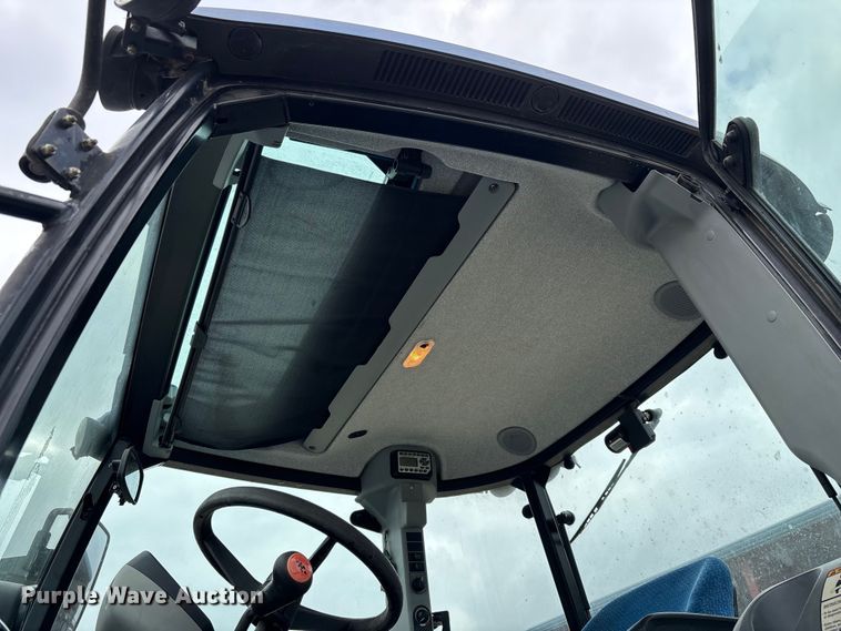 image for item ED2459 2015 New Holland TS6.120 MFWD tractor