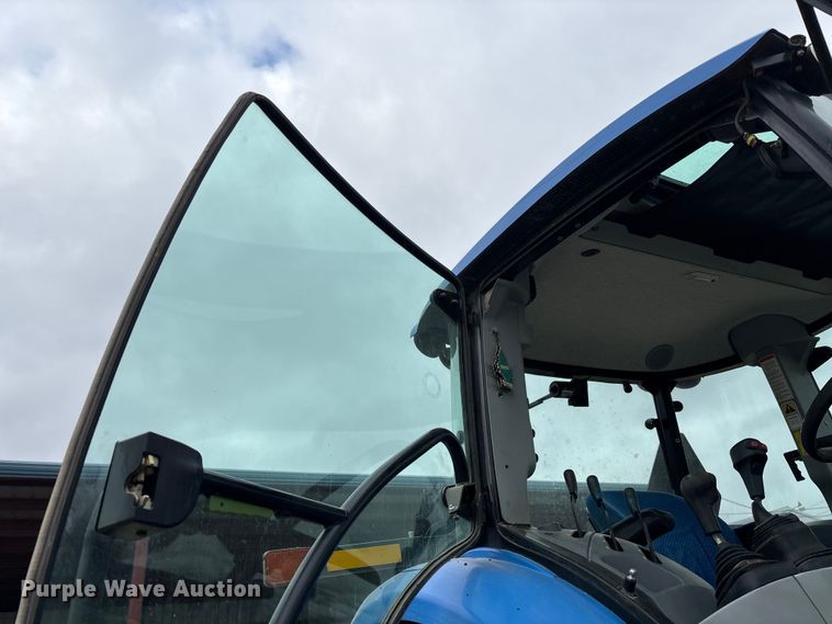 image for item ED2459 2015 New Holland TS6.120 MFWD tractor