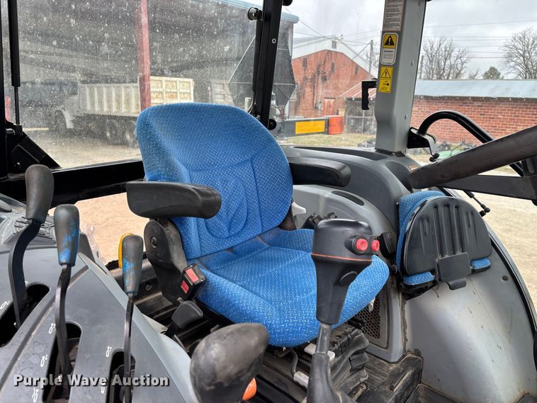 image for item ED2459 2015 New Holland TS6.120 MFWD tractor