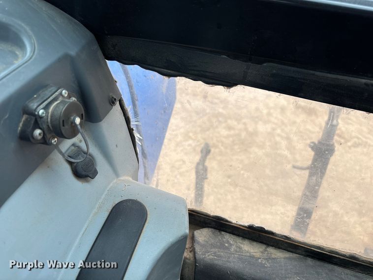 image for item ED2459 2015 New Holland TS6.120 MFWD tractor