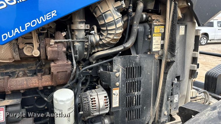 image for item ED2459 2015 New Holland TS6.120 MFWD tractor