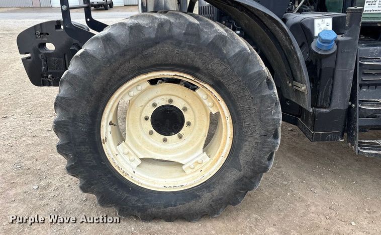 image for item ED2459 2015 New Holland TS6.120 MFWD tractor