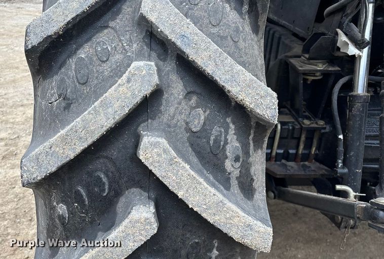 image for item ED2459 2015 New Holland TS6.120 MFWD tractor