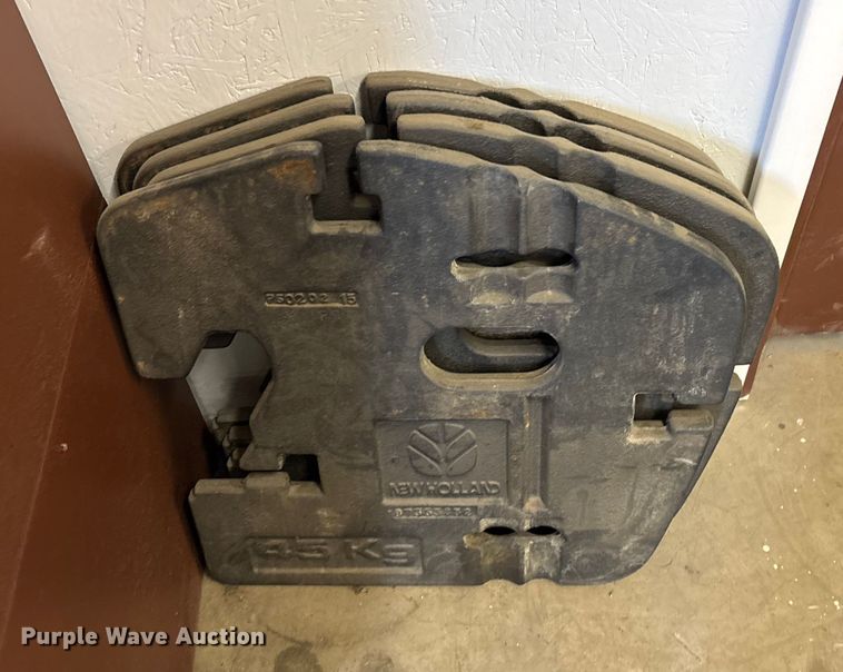 image for item ED2459 2015 New Holland TS6.120 MFWD tractor