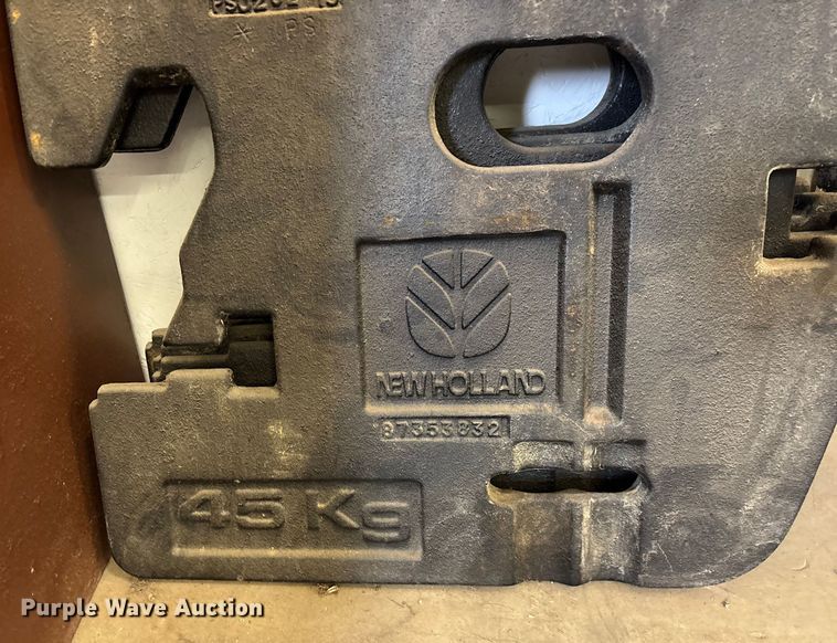 image for item ED2459 2015 New Holland TS6.120 MFWD tractor