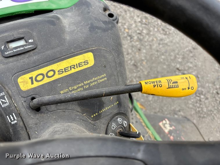 image for item EE4270 2009 John Deere LA105 lawn mower