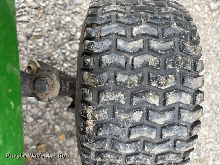 image for item EE4270 2009 John Deere LA105 lawn mower