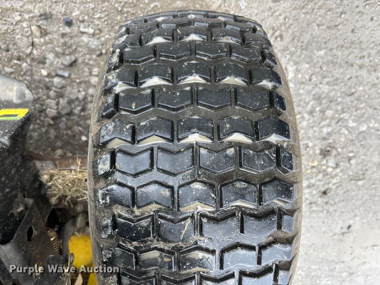 image for item EE4270 2009 John Deere LA105 lawn mower