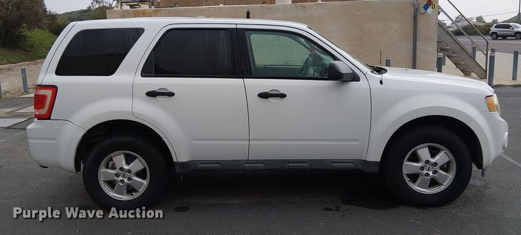 image for item EE5084 2010 Ford Escape SUV