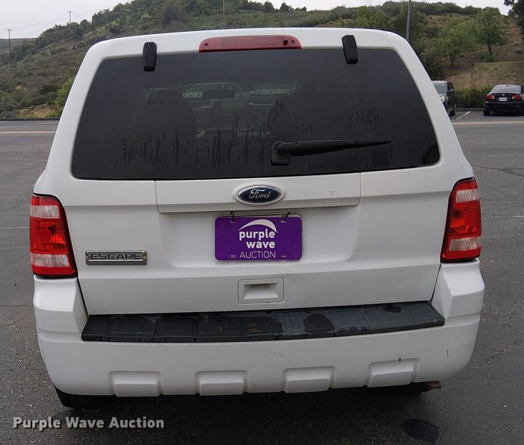 image for item EE5084 2010 Ford Escape SUV